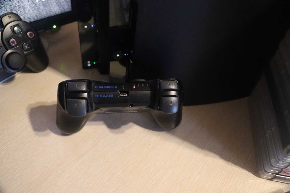 С 1Г ГАРАНЦИЯ! PlayStation 3 Slim 500GB HDD диск профилактиран почистен PS3 Плейстейшън Конзола Джойстик Игри Sony Console Ретро Плейстейшан