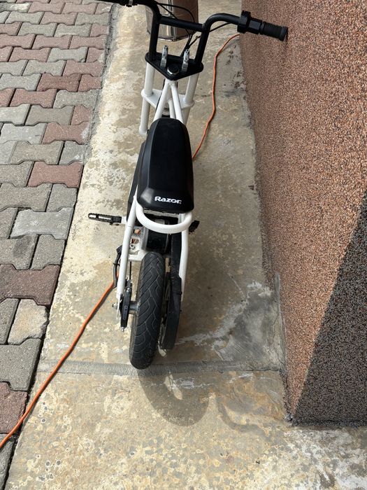 Scuter electric