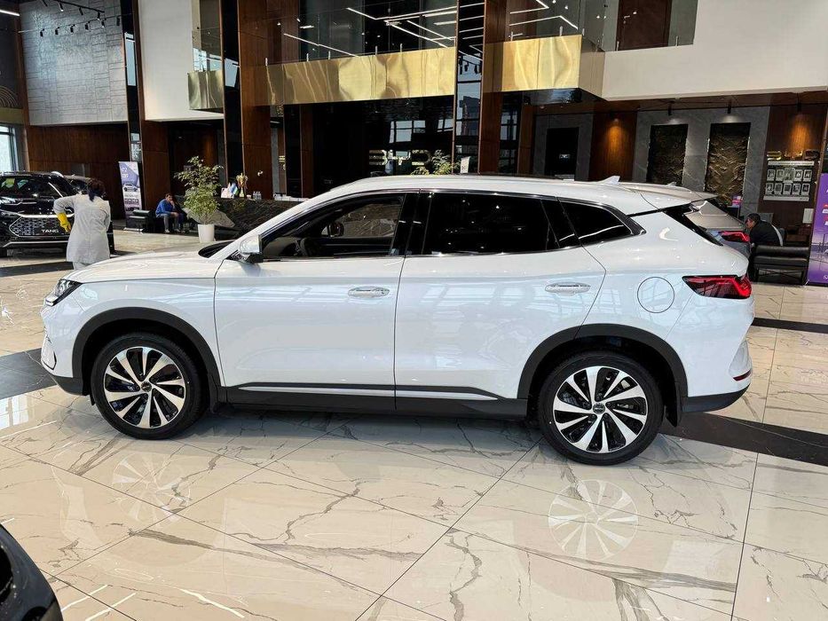 Byd  Chempion  DM-i   В НАЛИЧИИ   18.9% yillik. BONUSLARI BILAN