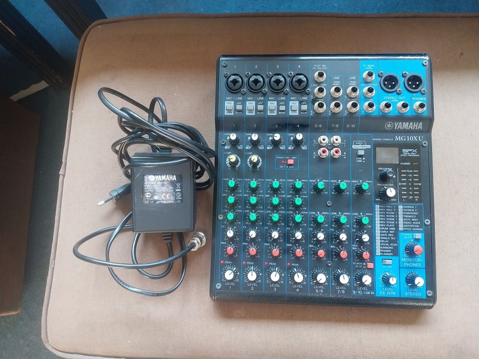 Vand mixer yamaha MG 10XU