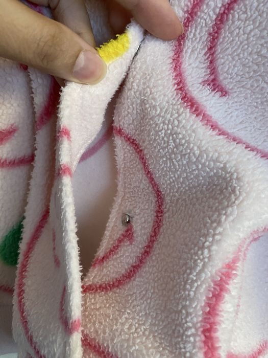 Cardigan din pluș Smiley World, H&M, marimea 122/128cm