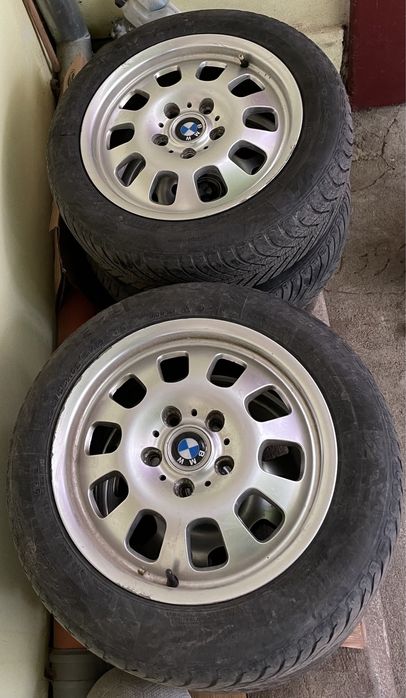 Vând sau schimb Jante BMW r16 cu tot cu cauciucuri bune