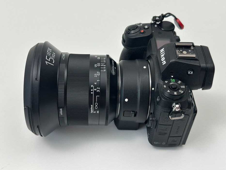 Nikon FTZ адаптер за Nikon F обективи към Nikon Z безогледални фотоапарати