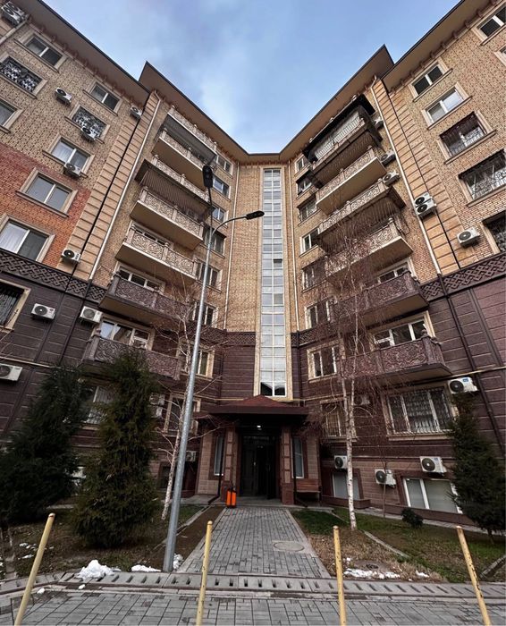 Продается Габус Алайский 4/3/8 188м2 коробка Ц-2 Юнусабад