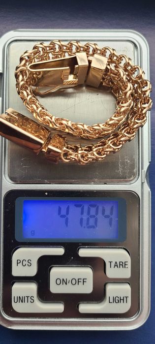 Продам срочно золотые браслеты