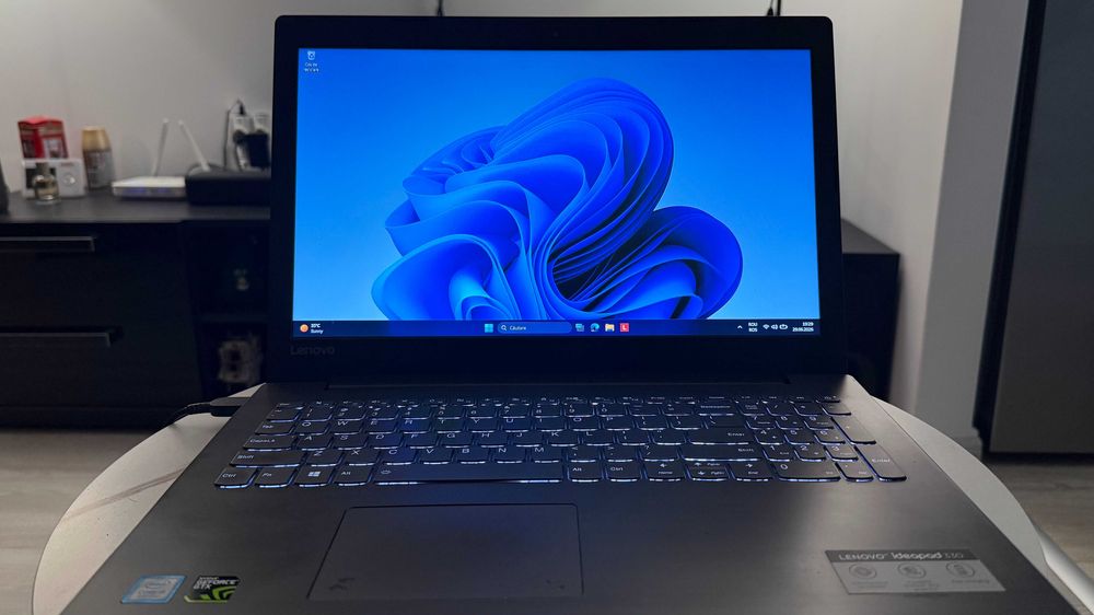 Laptop Lenovo IDEAPAD 330