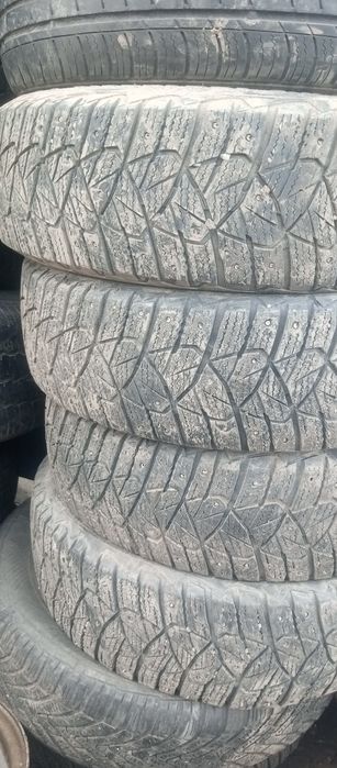 Шина прадаёться  очень хапошим состаяни