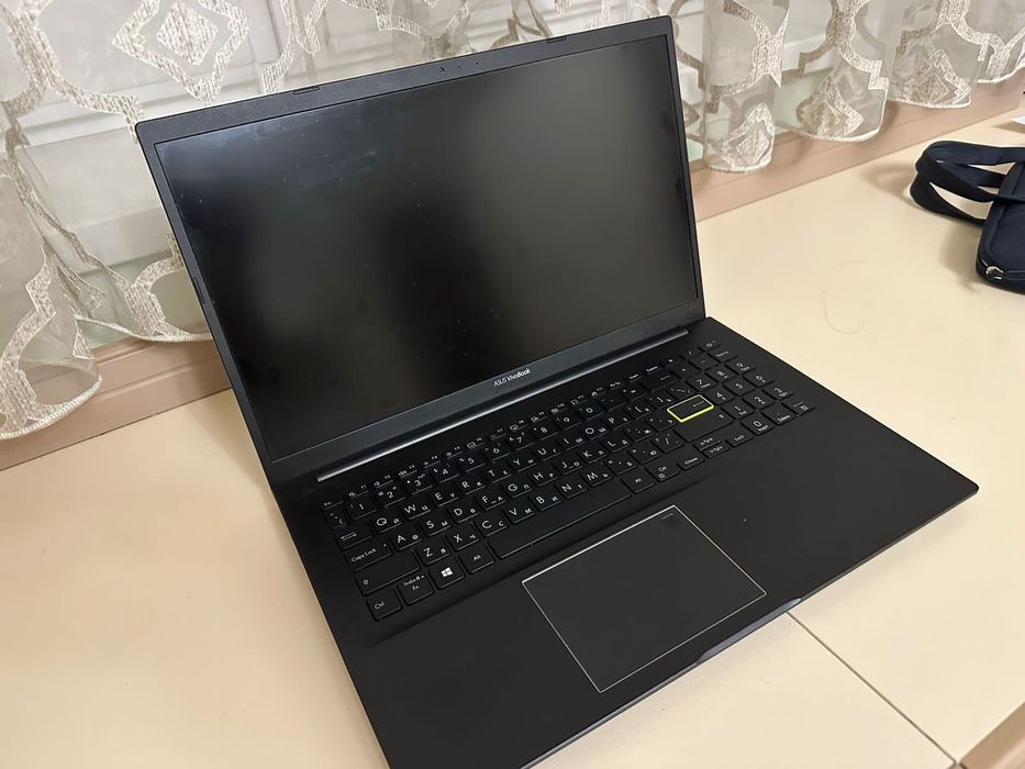 Ноутбук Asus vivobook 15 K513EA