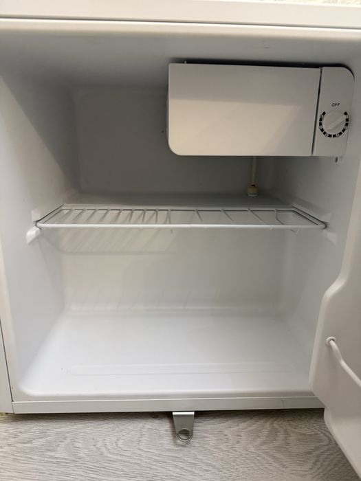 Продам холодильник Бирюса 50