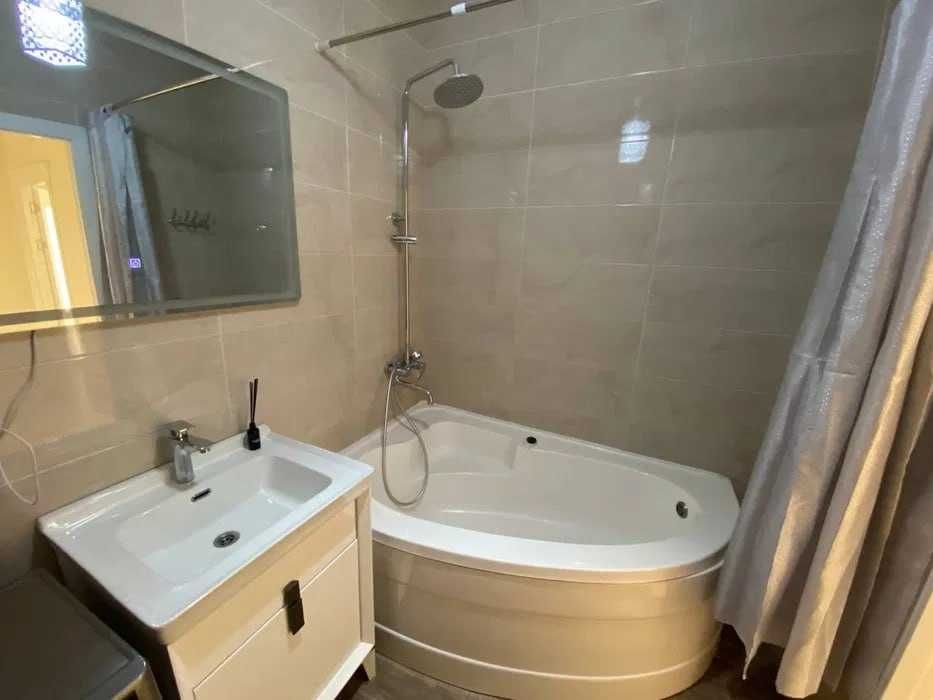 СРОЧНО квартира В ЖК Akay City! ID09