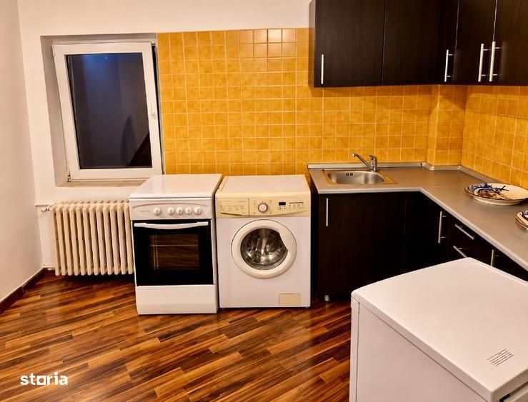Vilă cu 2 apartamente 4 camere și mansardă, Ultracentral