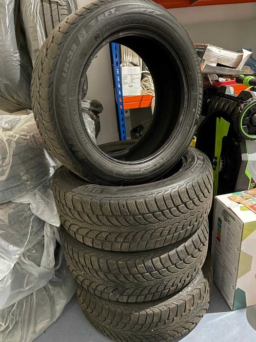 4 Anvelope Bridgestone de iarnă, RFT(Run flat) 225/55/R17 Dot 2015