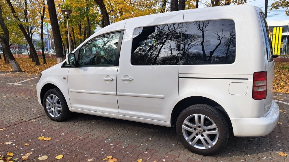 Vw Caddy Life 2.0 Tdi 140Cp Fab 2015, RAR Efectuat