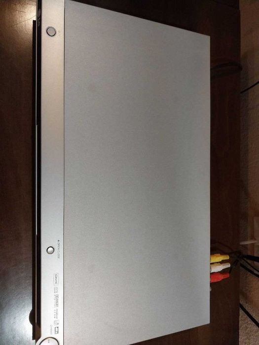 Продается DVD плеер