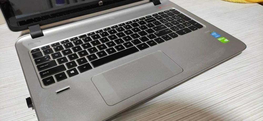 Oyin mantaj  3D ishlar uchun noutbuk i7