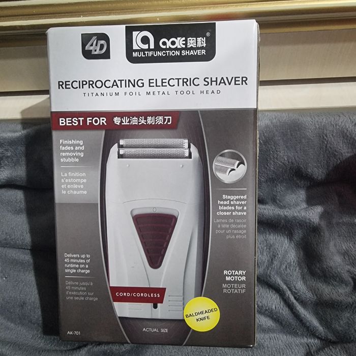 Машинка для бритья  100.000