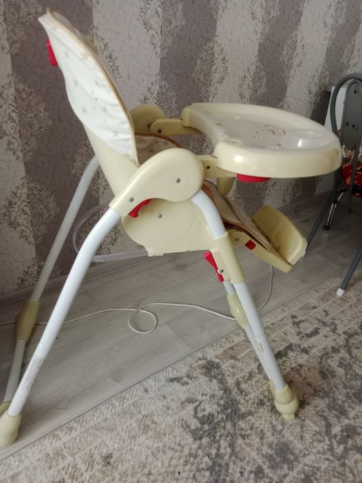 Стол для кормления