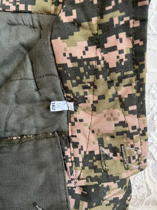 Продам военную форму.