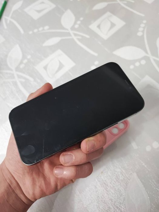 Продам айфон 12про