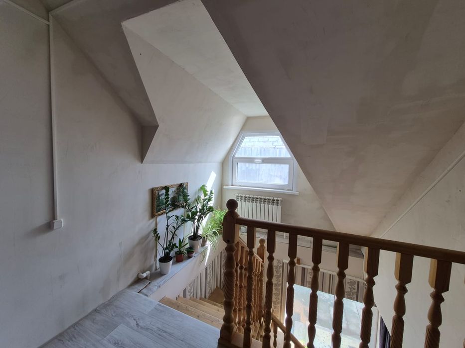 Продам дом в центре городе рынок