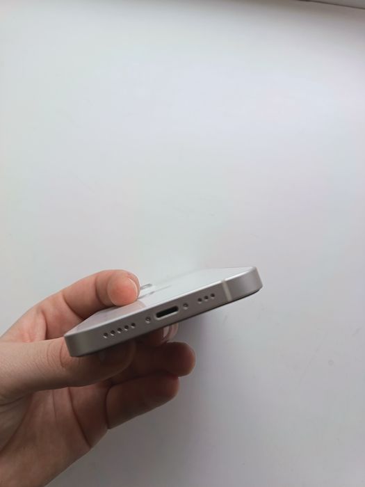 Iphone 14 память 128гб ёмкость 84%