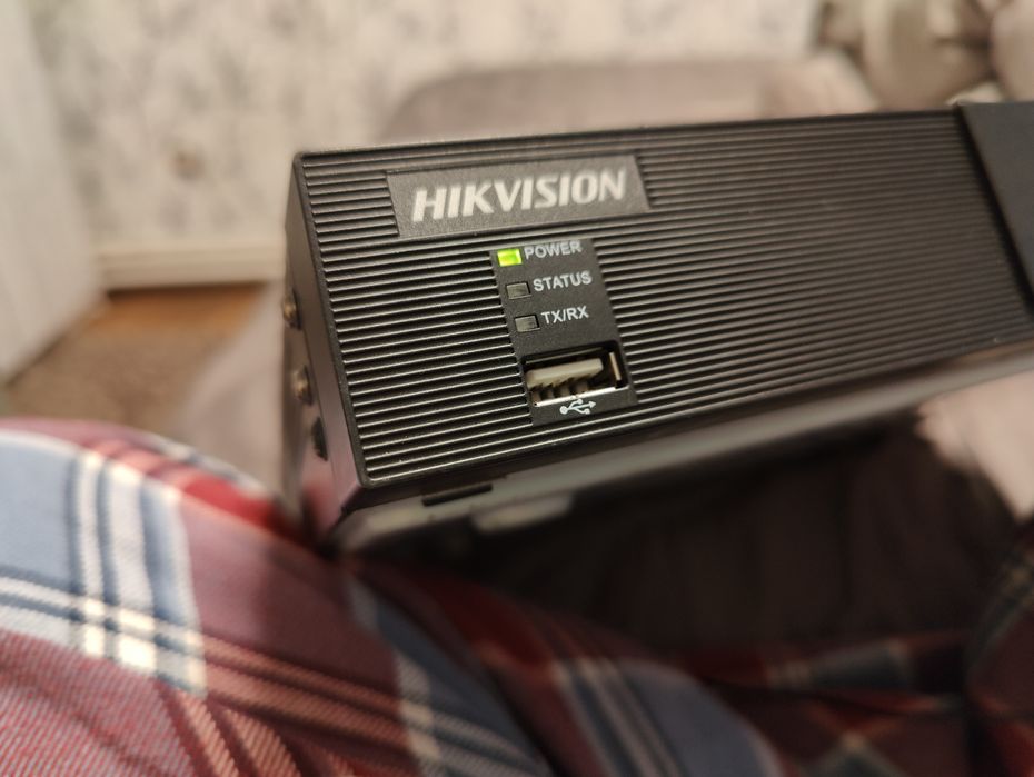 Hikvision DS-7216HUHI-F2/N