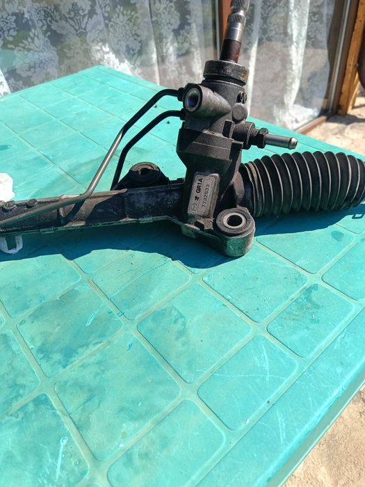 Кормилна рейка за мазда