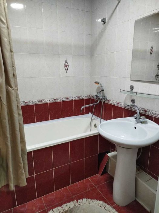 Просторная 4комнатная квартира Юнусабад4 Мегапланет 96м2с ремонтом(КС)