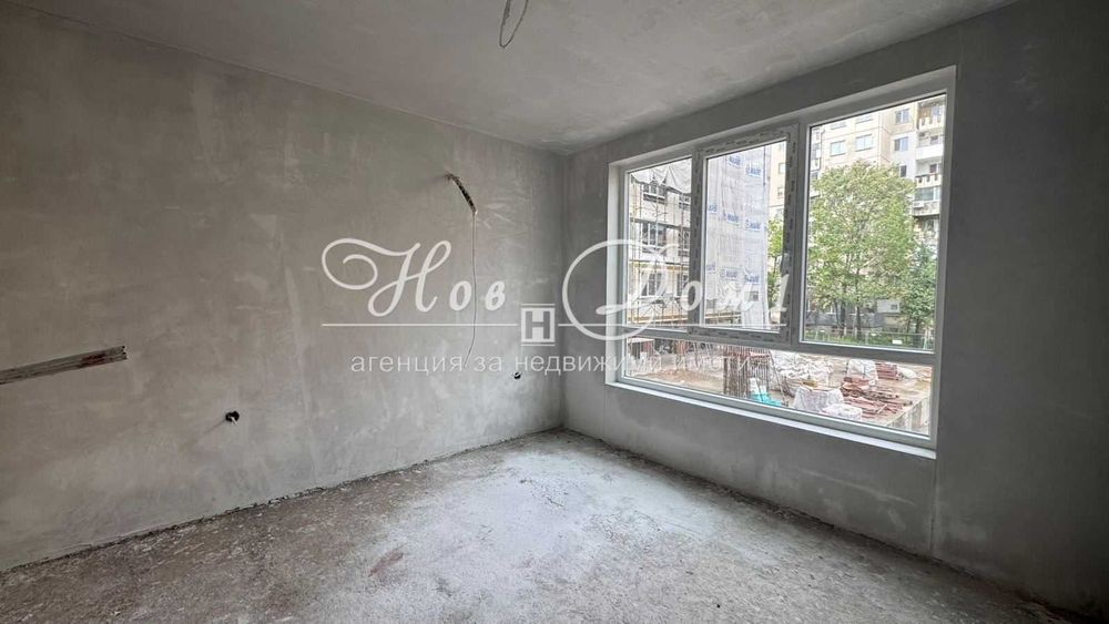 Продава се Многостаен апартамент в Пловдив, Гагарин - 228 кв.м за 1230 €/кв.м - Снимка #3