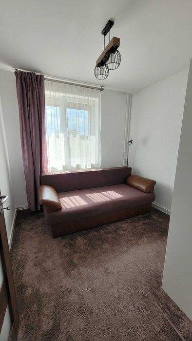 Chirie apartament cu 2 camere, semidecomandat 32 mp. Cluj-Napoca, cartier Gheorghieni etaj 3/4