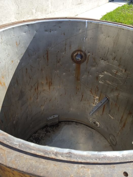 Банан каропкасы бар.