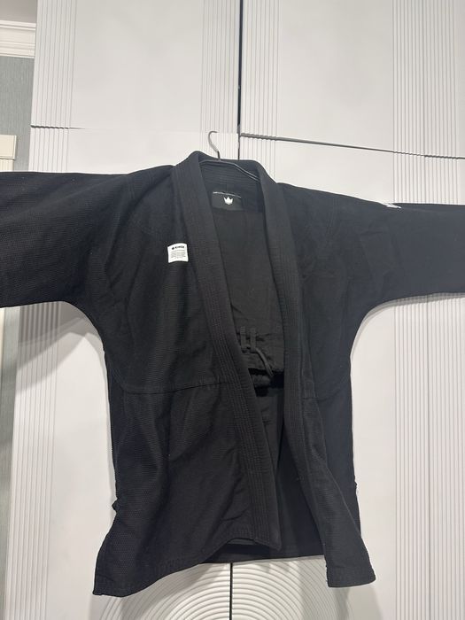 Кимоно KINGZ новое