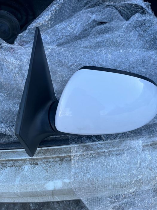 правое зеркало новый Киа рио 3