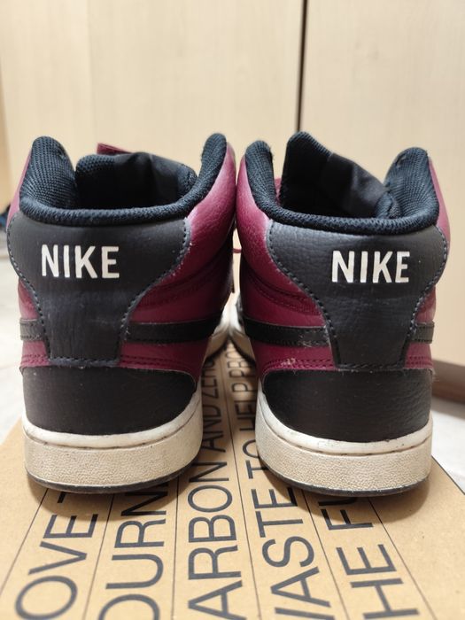 Високи кожени кецове Nike court vision mid nn