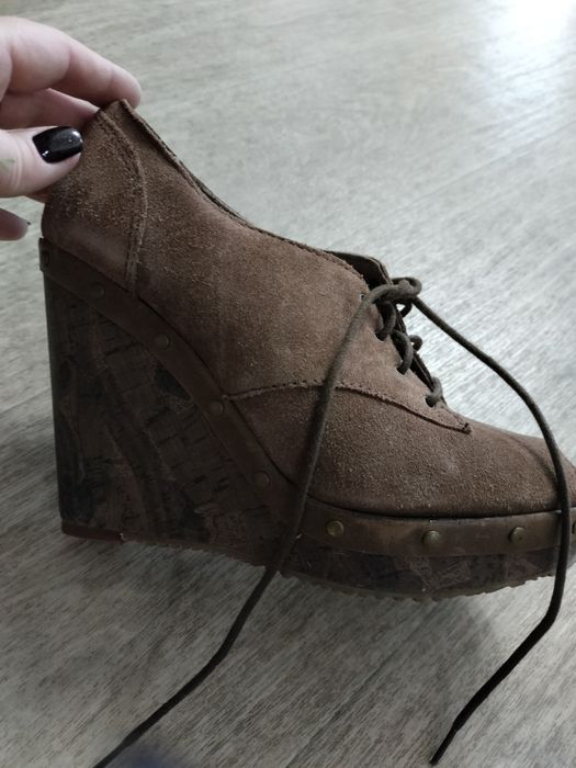 Обувь натуральная замша