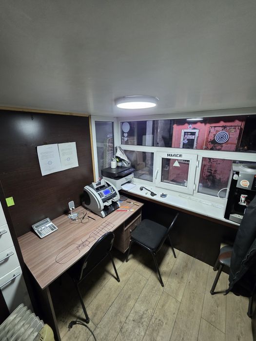 Продам будку на склад утепленную