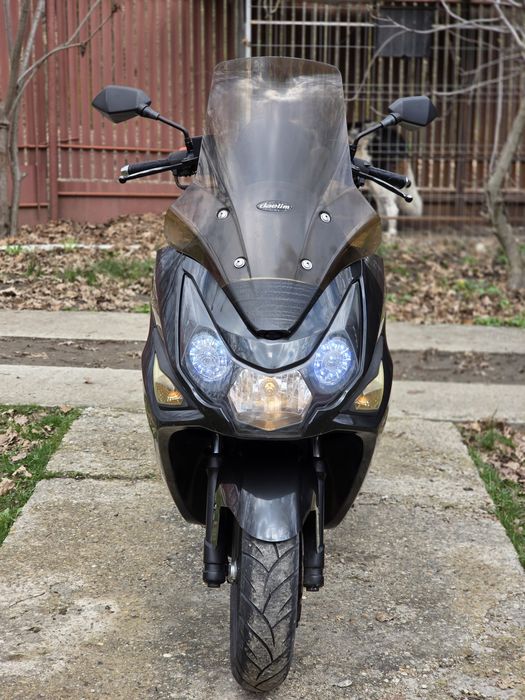 MAXI SCUTER DAELIM 300 2015 stare perfecta scuter A2 yamaha honda kawasaki suzuki cf moto