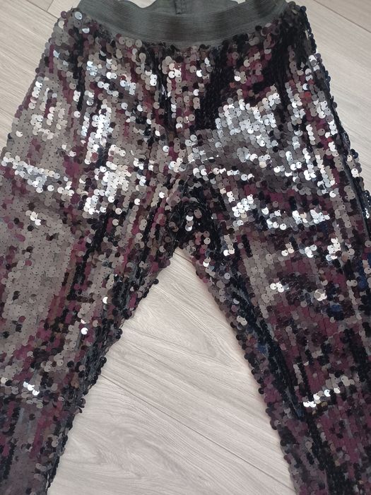 pantaloni  cu paiete