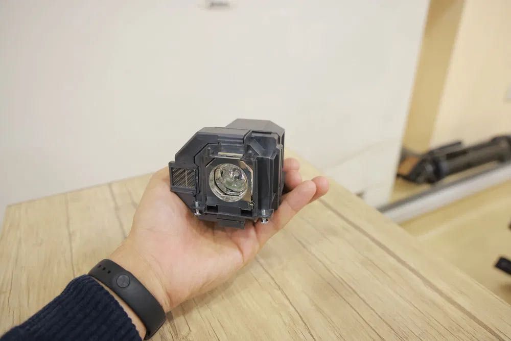 Лампы для Epson ELPLP96/ELPLP97 —подходит к EH-TW650 и др