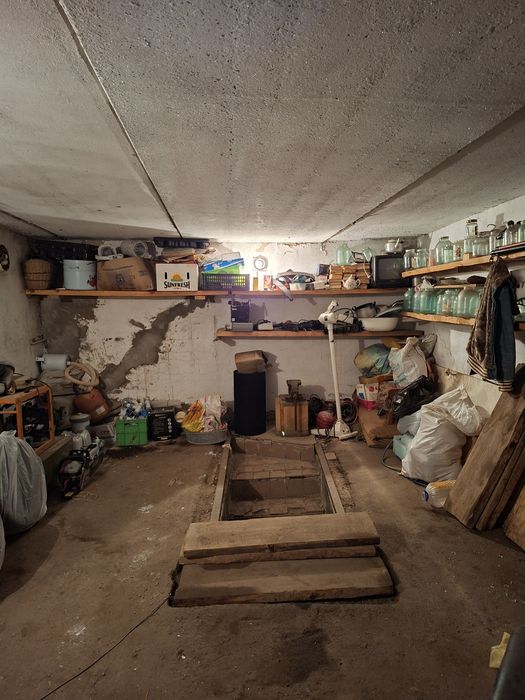 Продам гараж на кск