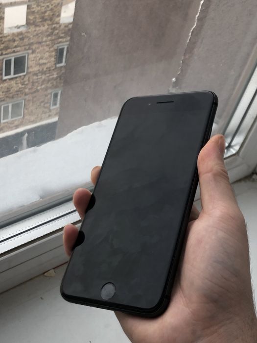 Айфон 8 plus 64гб black jet