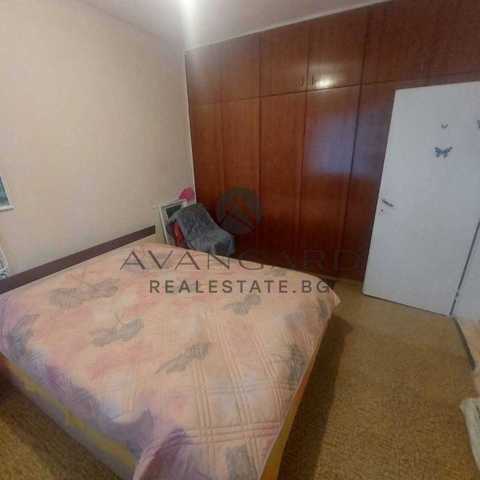 Продава се Тристаен апартамент в Пловдив, Изгрев - 84 кв.м за 1072 €/кв.м - Снимка #5