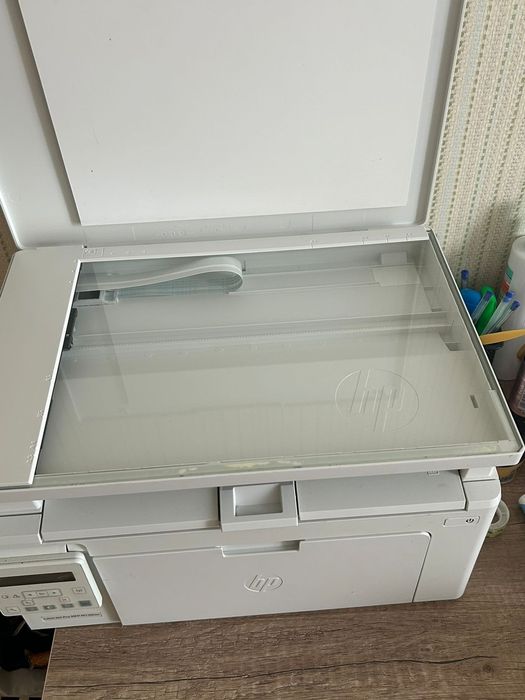 Принтер 3 в 1 — HP LaserJet Pro MFP M130nw