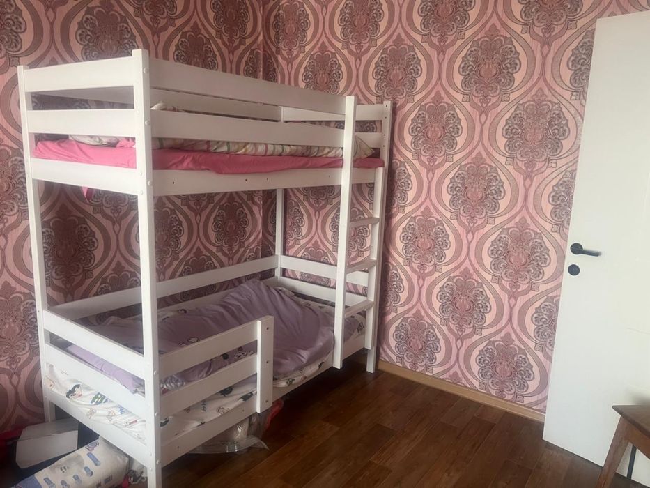 Продам двухярусную кровать
