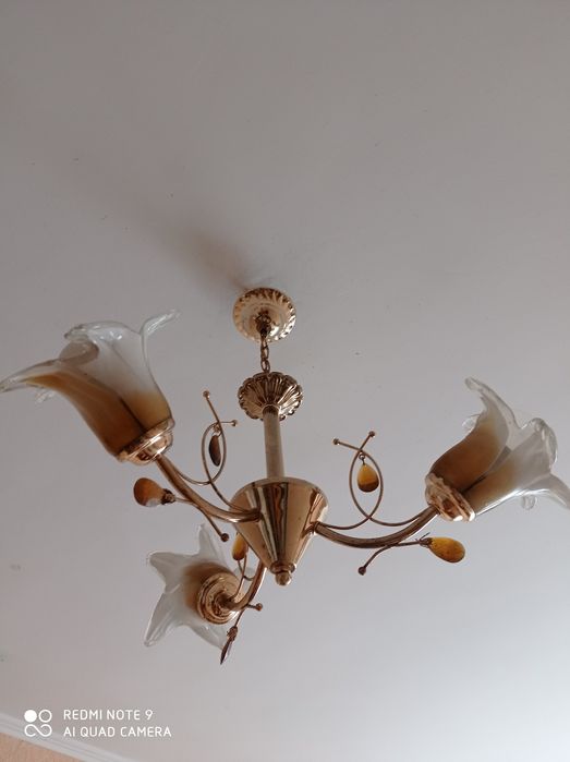 Люстры в хорошем состоянии