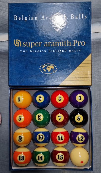 Set de bile Super Aramith PRO