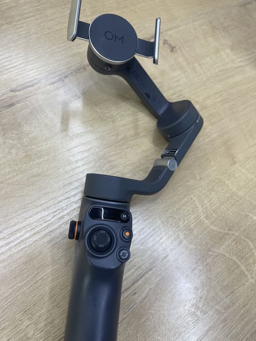 СРОЧНО Osmo Mobile 6 в хорошем состояний