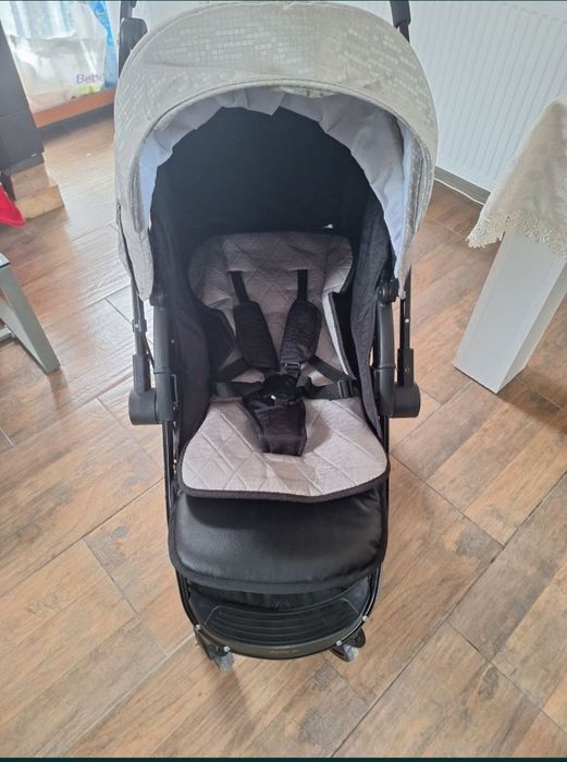 Vând tot ce se vede în imagine.