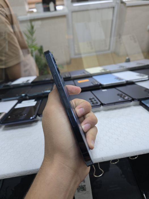 IPhone 12 pro срочно