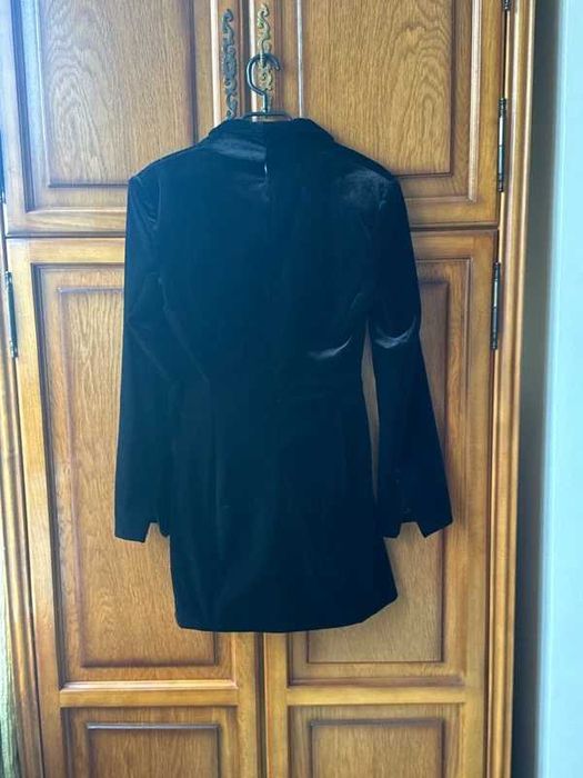 Rochie tip sacou din catifea – Zara – mărime M